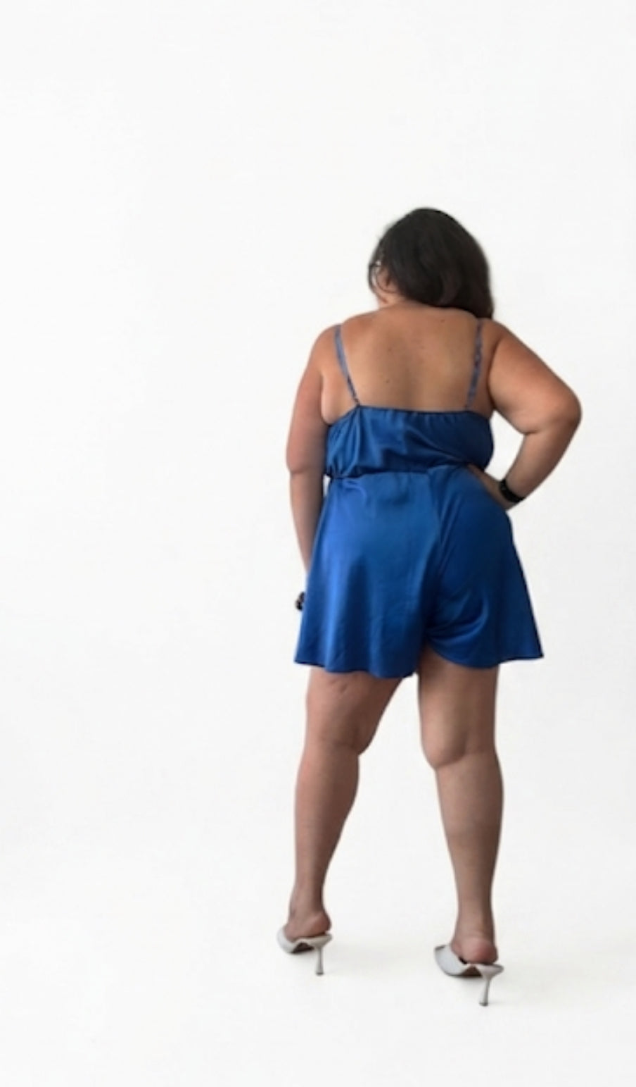 Tutina blu